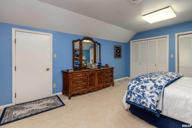 15866 Moellers Road, Marion, IL 62959