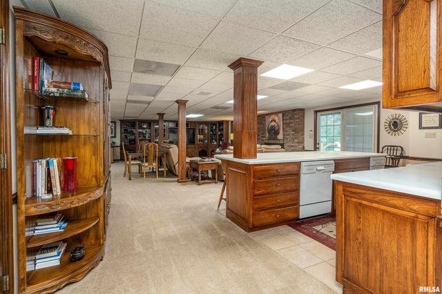 15866 Moellers Road, Marion, IL 62959