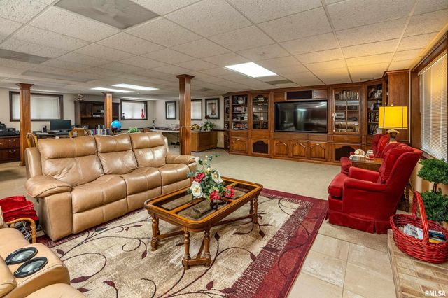 15866 Moellers Road, Marion, IL 62959