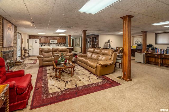 15866 Moellers Road, Marion, IL 62959