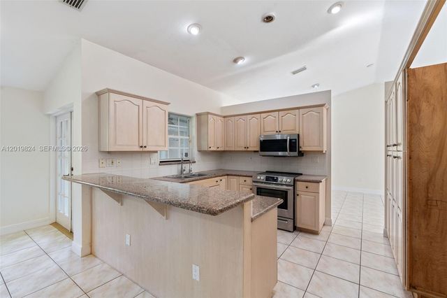 16035 SW 173rd Ave, Miami, FL 33187