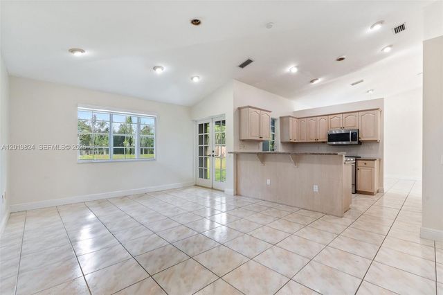 16035 SW 173rd Ave, Miami, FL 33187