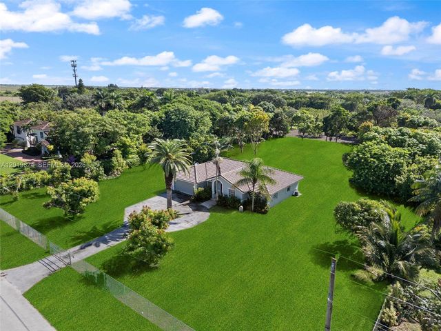 16035 SW 173rd Ave, Miami, FL 33187