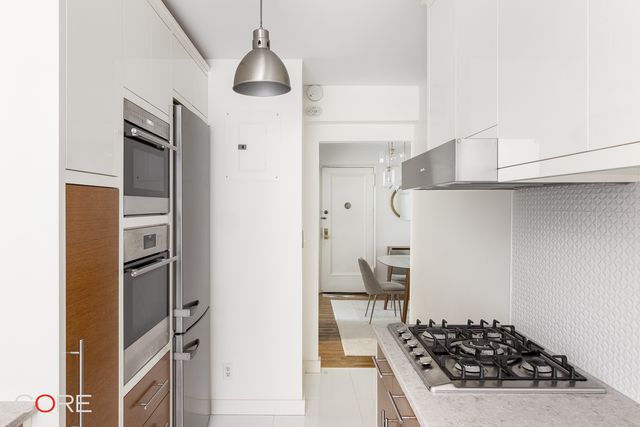 7610 34th Ave Apt 3A, New York City, NY 11372