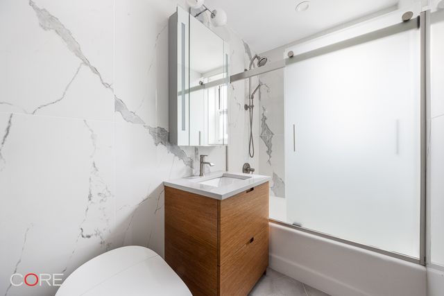 7610 34th Ave Apt 3A, New York City, NY 11372