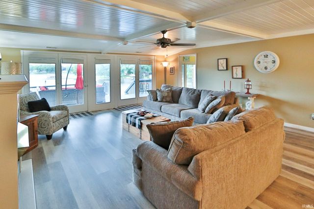 3291 E Stahl Road, Monticello, IN 47960