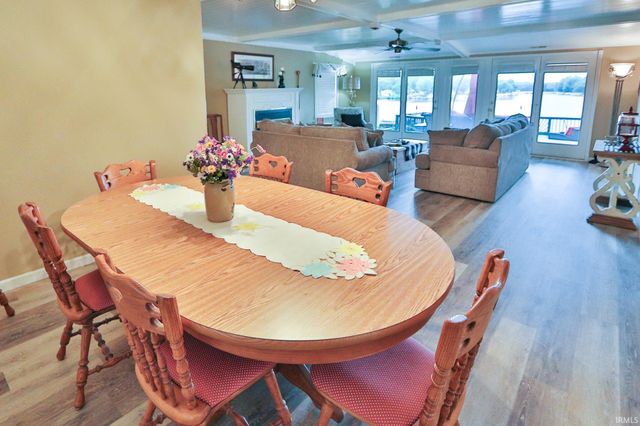 3291 E Stahl Road, Monticello, IN 47960