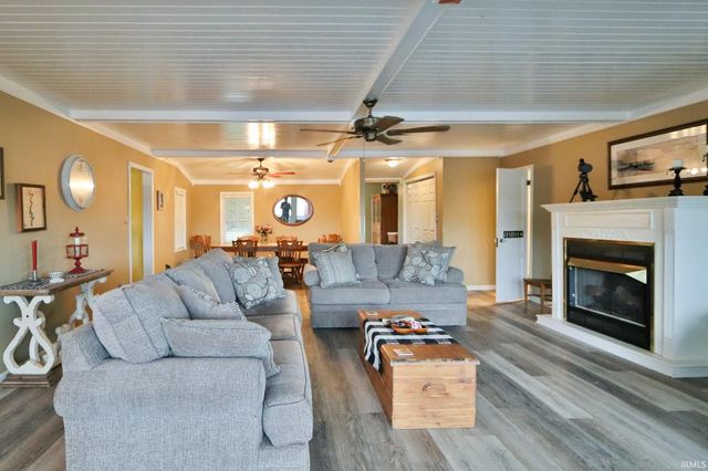 3291 E Stahl Road, Monticello, IN 47960