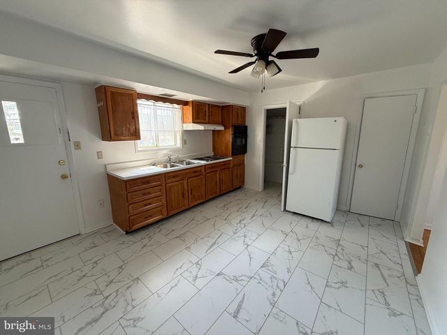 2256 ROOSEVELT BLVD, Winchester, VA 22601