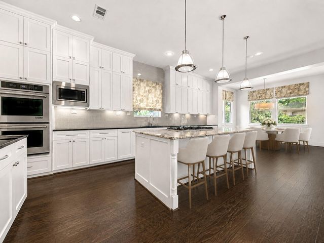 94 Gildwood Place, Tomball, TX 77375