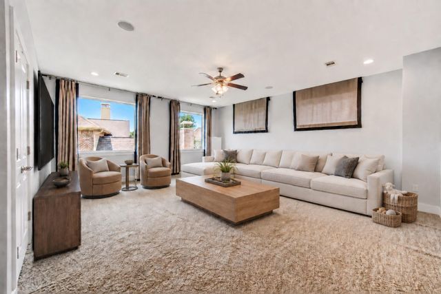 94 Gildwood Place, Tomball, TX 77375