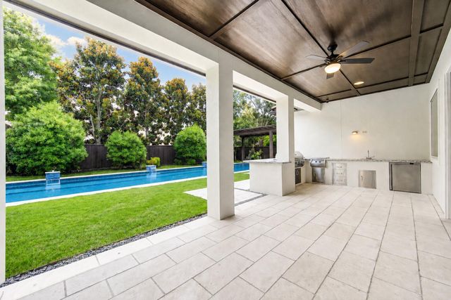 94 Gildwood Place, Tomball, TX 77375