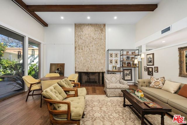 5435 W 64th Street, Los Angeles, CA 90056