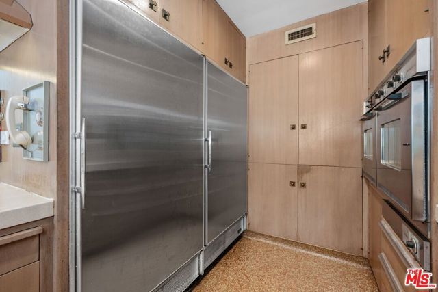 5435 W 64th Street, Los Angeles, CA 90056