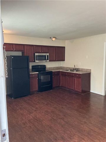1023 W 38th St Apt A, Norfolk, VA 23508