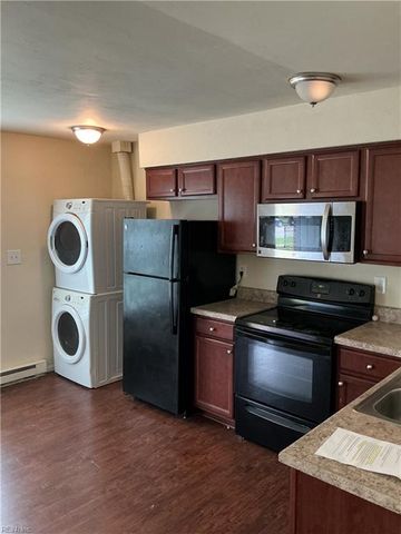 1023 W 38th St Apt A, Norfolk, VA 23508