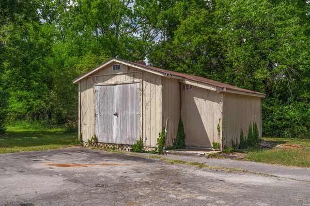 112 Pineywood Acres Dr, Madison, TN 37115