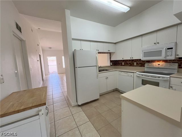 8407 Bernwood Cove LOOP 508, Fort Myers, FL 33966