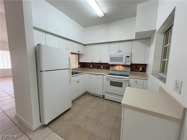 8407 Bernwood Cove LOOP 508, Fort Myers, FL 33966