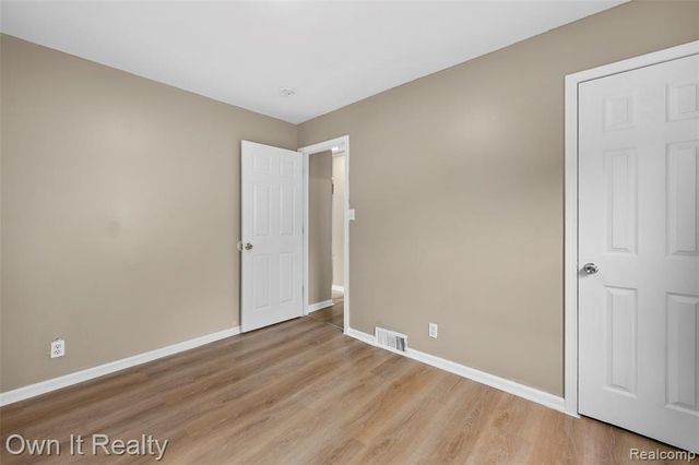 6459 Brace Street, Detroit, MI 48228