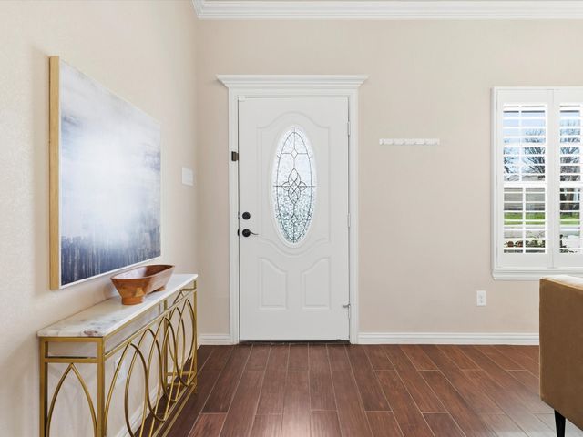 1310 Yale Street, River Oaks, TX 76114