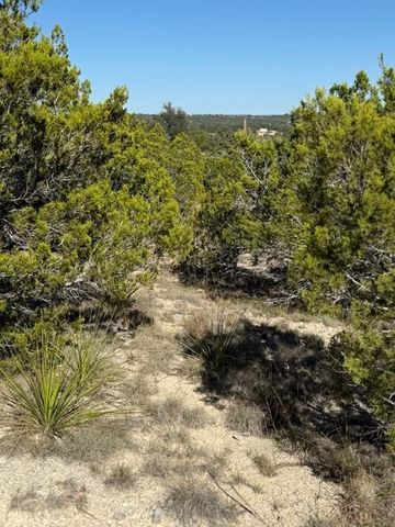 530 Lost Valley RD, Dripping Springs, TX 78620