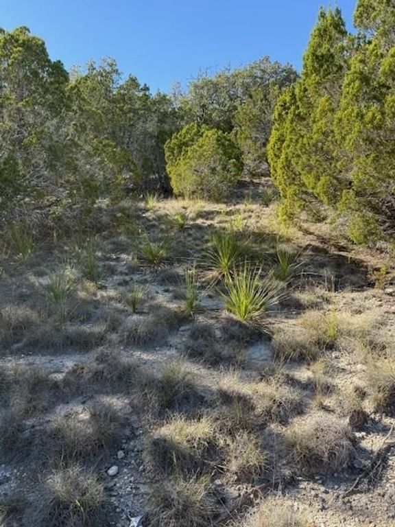 530 Lost Valley RD, Dripping Springs, TX 78620