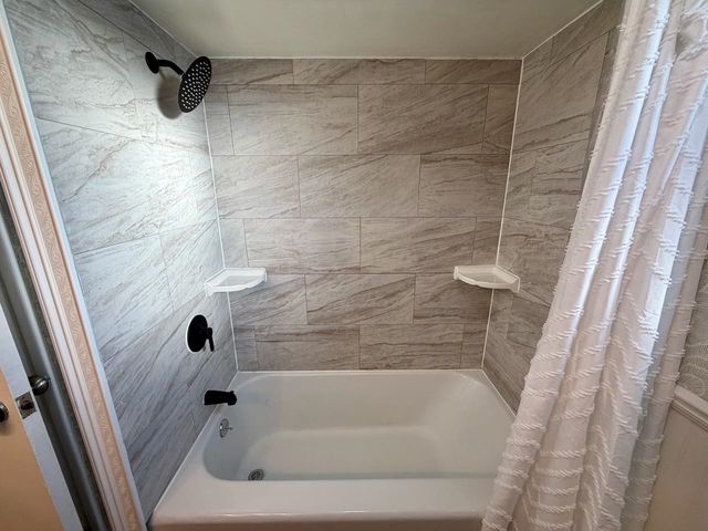 739 Gasper Street, Chesaning, MI 48616