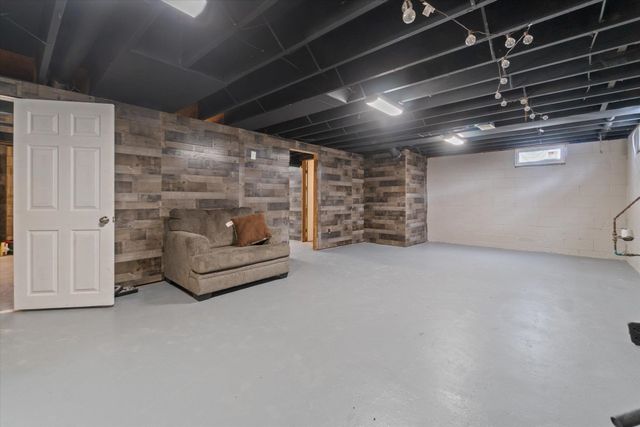 739 Gasper Street, Chesaning, MI 48616