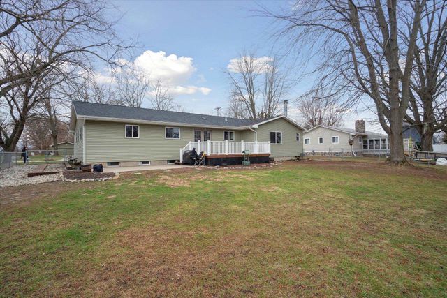 739 Gasper Street, Chesaning, MI 48616