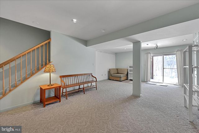 1486 TIMBER CHASE DR, Mechanicsburg, PA 17050