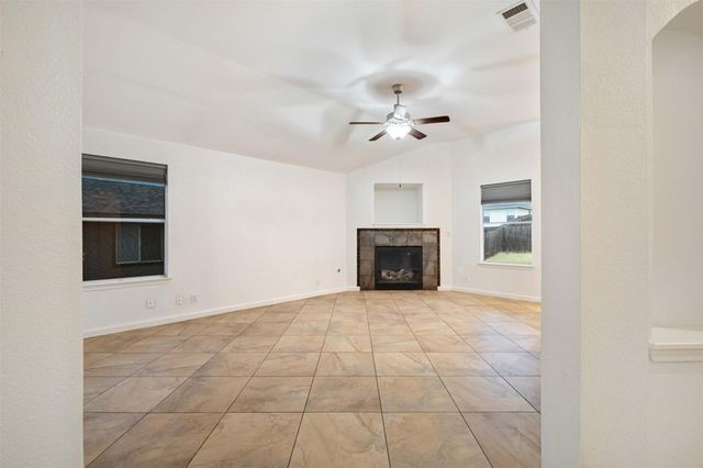 105 Cattail CV, Hutto, TX 78634