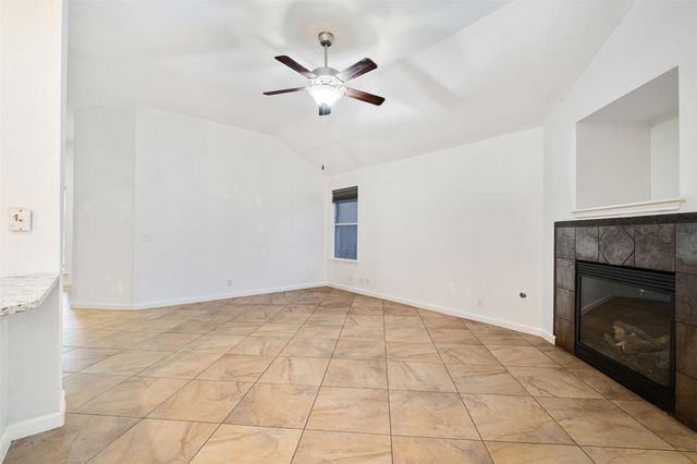 105 Cattail CV, Hutto, TX 78634