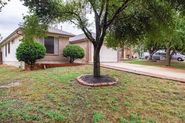 105 Cattail CV, Hutto, TX 78634