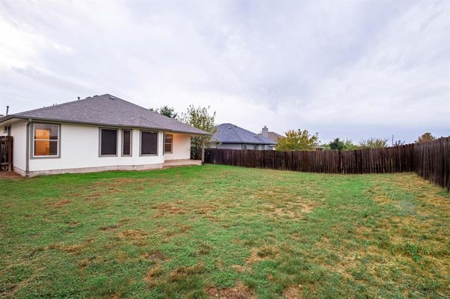 105 Cattail CV, Hutto, TX 78634