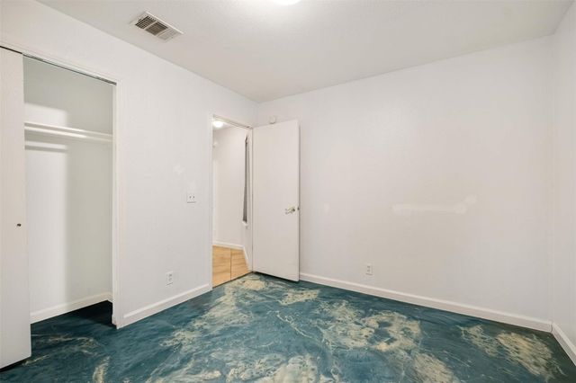 105 Cattail CV, Hutto, TX 78634