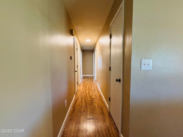 1809 Osage Orange Road, Joplin, MO 64801