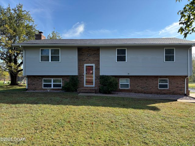 1809 Osage Orange Road, Joplin, MO 64801