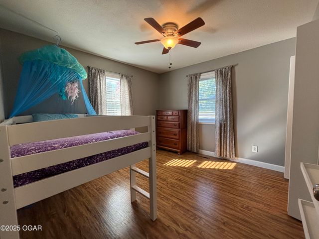 1809 Osage Orange Road, Joplin, MO 64801