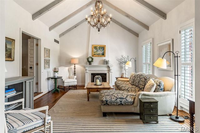 11101 Hermitage Hill Road, Frontenac, MO 63131