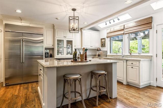 11101 Hermitage Hill Road, Frontenac, MO 63131