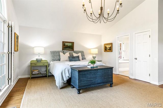 11101 Hermitage Hill Road, Frontenac, MO 63131