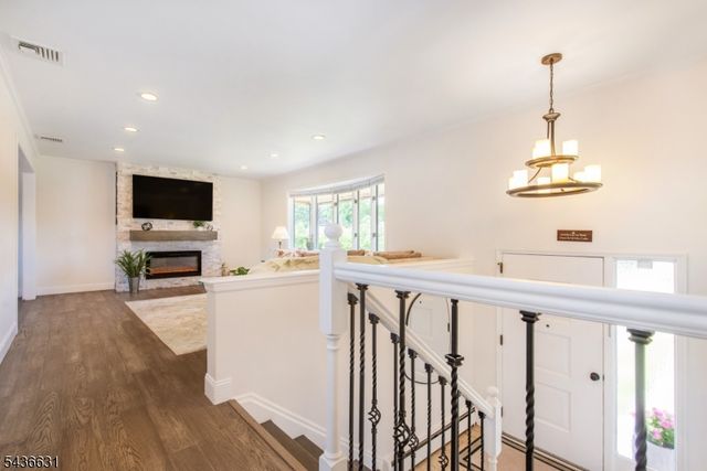 15 Bogert Pl, Clifton City, NJ 07013