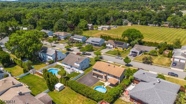 15 Bogert Pl, Clifton City, NJ 07013