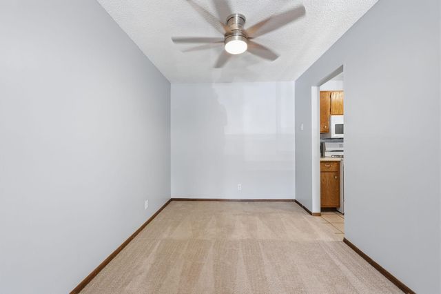 11160 Anderson Lakes Parkway 115, Eden Prairie, MN 55344