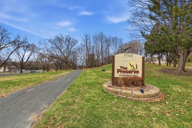 11160 Anderson Lakes Parkway 115, Eden Prairie, MN 55344