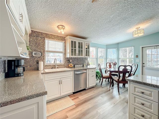 3574 MANATEE ROAD, Tavares, FL 32778