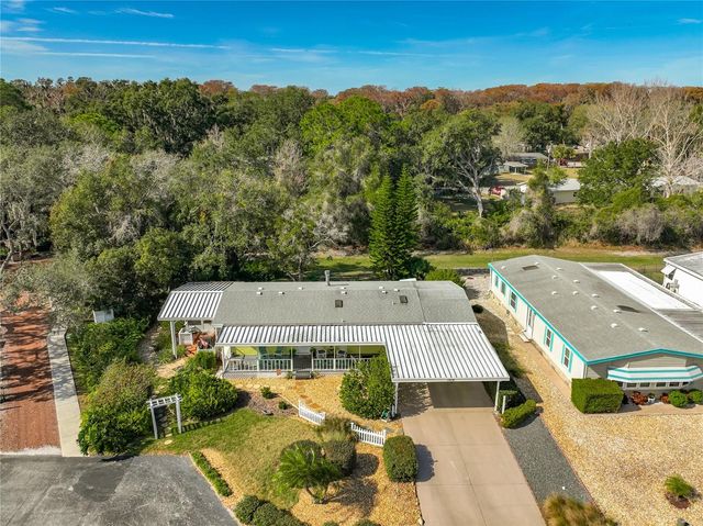 3574 MANATEE ROAD, Tavares, FL 32778