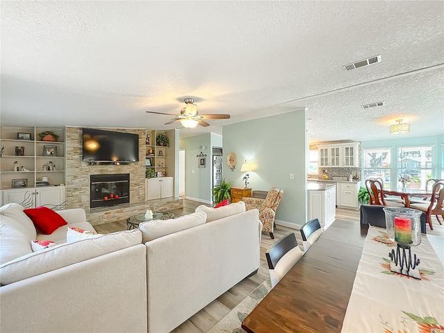 3574 MANATEE ROAD, Tavares, FL 32778