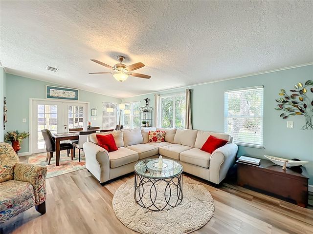 3574 MANATEE ROAD, Tavares, FL 32778